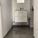 Apartment With Garden Terrace And Free Parking