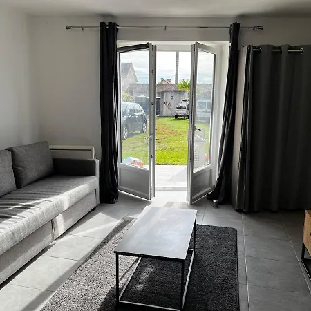 With Garden Terrace And Free Parking * Caen
